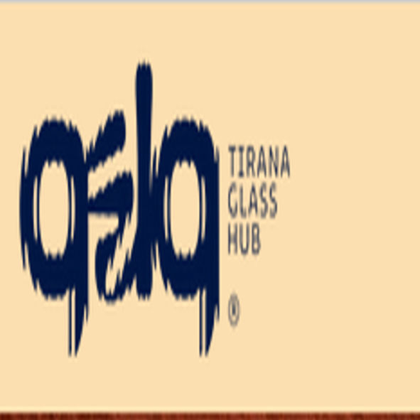 Paraqitja e markës QELQ Tirana's Glass Hub