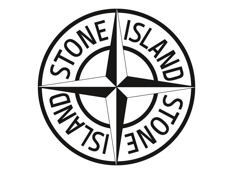 La riproduzione del marchio STONE ISLAND