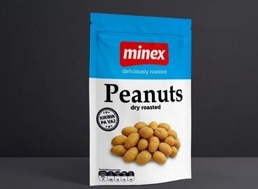 Paraqitja e markës Peanuts dry roasted